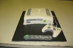 Birthday & Novelty Cake #70