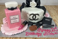 Birthday & Novelty Cake #424